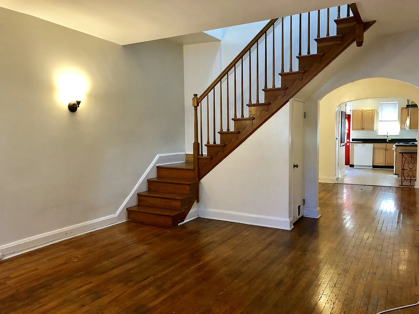 Charming 3BD/1BA Townhome in Hampden with Back Porch & Fenced Yard! — Photo 2