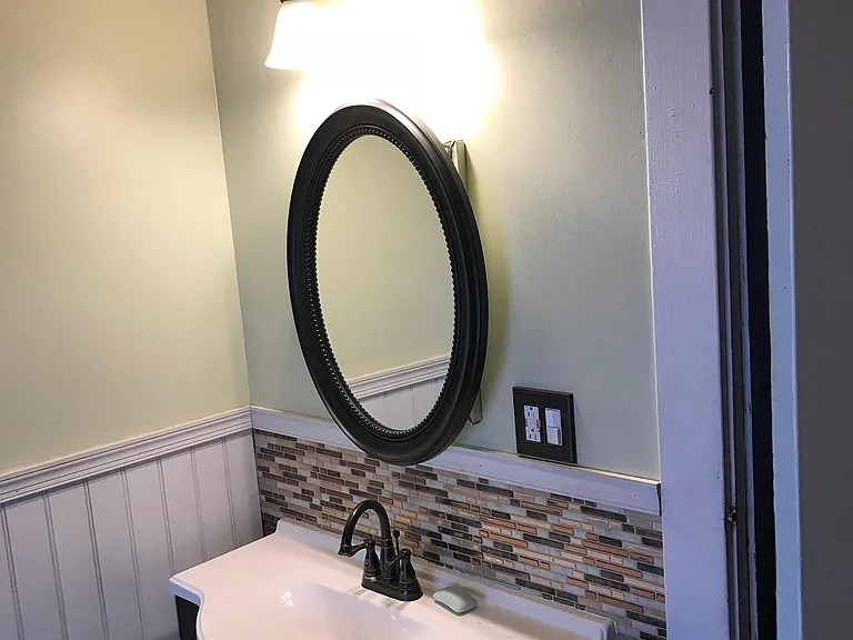 1039 Highland Ave — Photo 4