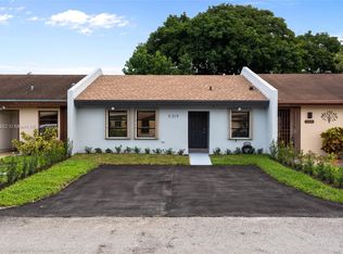 5319 SW 140th Pl, Miami, FL 33175