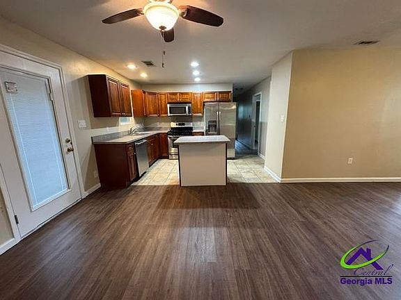5th image of 112 Barbara Dr