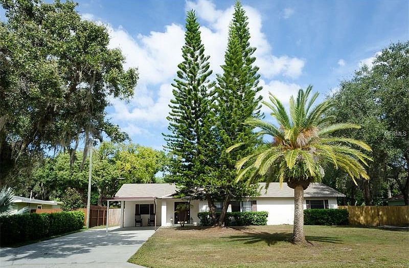1st image of 805 Robin Ave