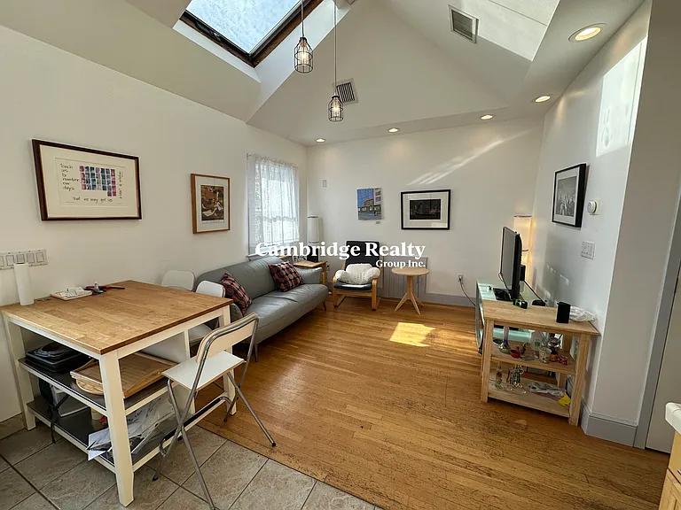 90 Summer St #3 — Photo 3