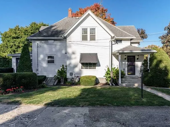 939 Nettie St, Belvidere, IL 61008