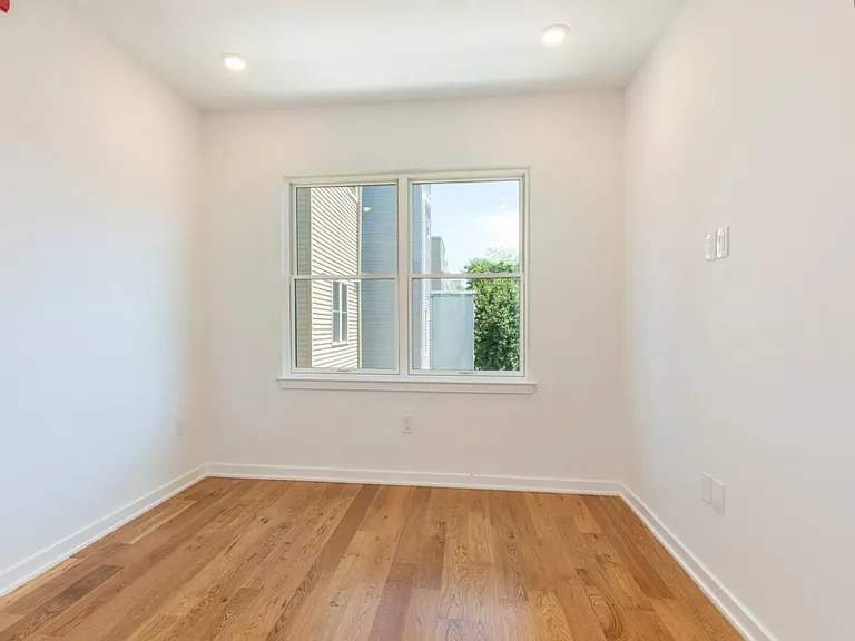 1123 S 20th St #2 — Photo 10