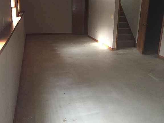 3rd image of 2148 Countrywood Dr SE