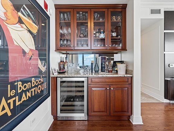 5th image of 600 N Lake Shore Dr APT 2105