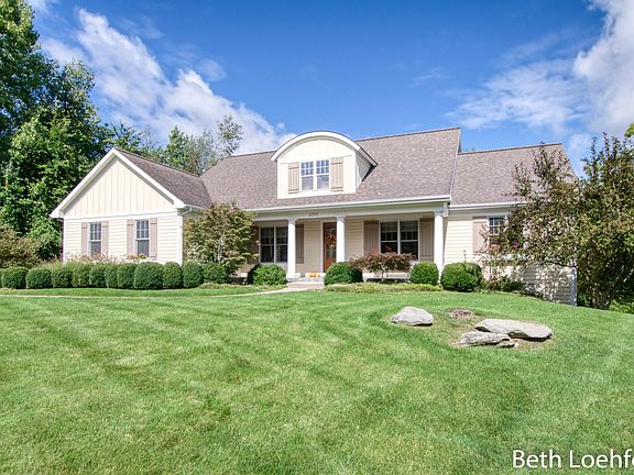 2nd image of 4715 Stiles Creek Dr NE