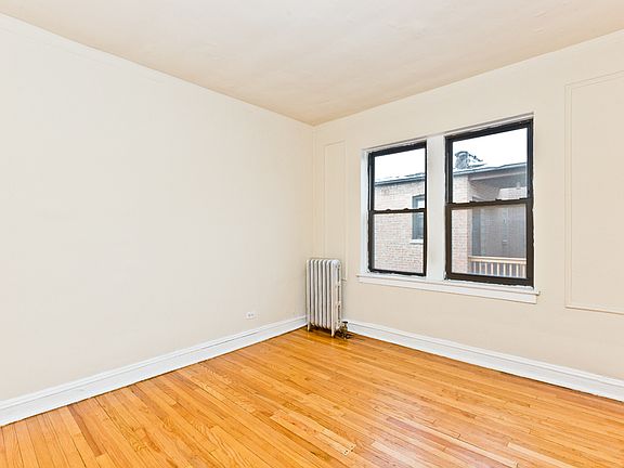 3rd image of 5244 S Drexel Ave #524453S