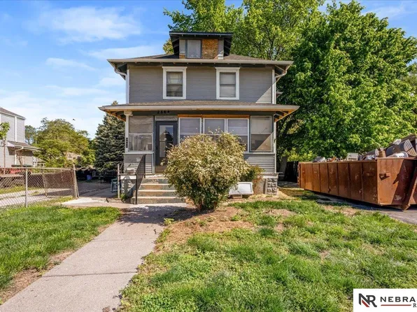 2864 Bristol St, Omaha, NE 68111