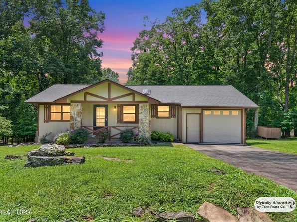 36 Druid Cir, Fairfield Glade, TN 38558