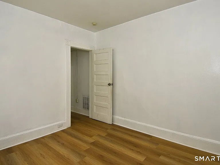 2455 North Ave — Photo 16