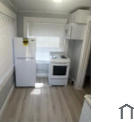 4th image of 1125 S Ridgewood Ave #1127B