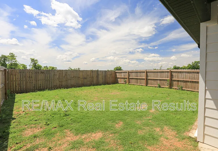 1401 Poigai Way #1 — Photo 30