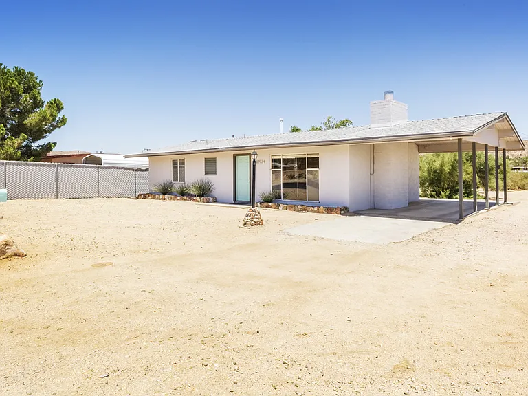 61934 Verbena Rd — Photo 1