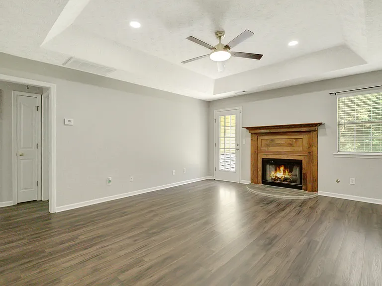 56 Pemberton Pl — Photo 9