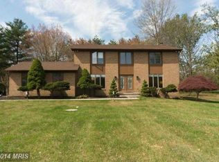 2301 Hidden Glen Dr, Owings Mills, MD 21117