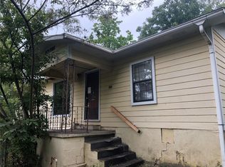 717 Locust Ave, Eufaula, OK 74432
