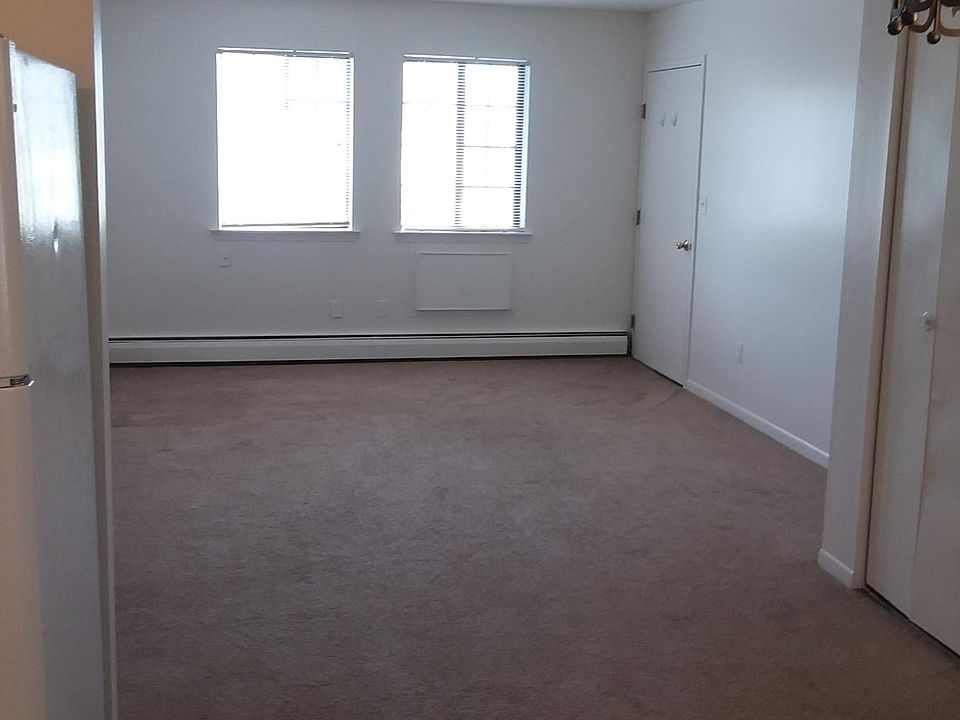 2nd image of 44 Eddy Ave #A2