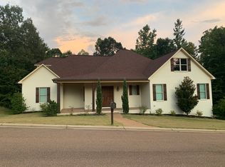 607 Tuscan Valley Dr, Oxford, MS 38655