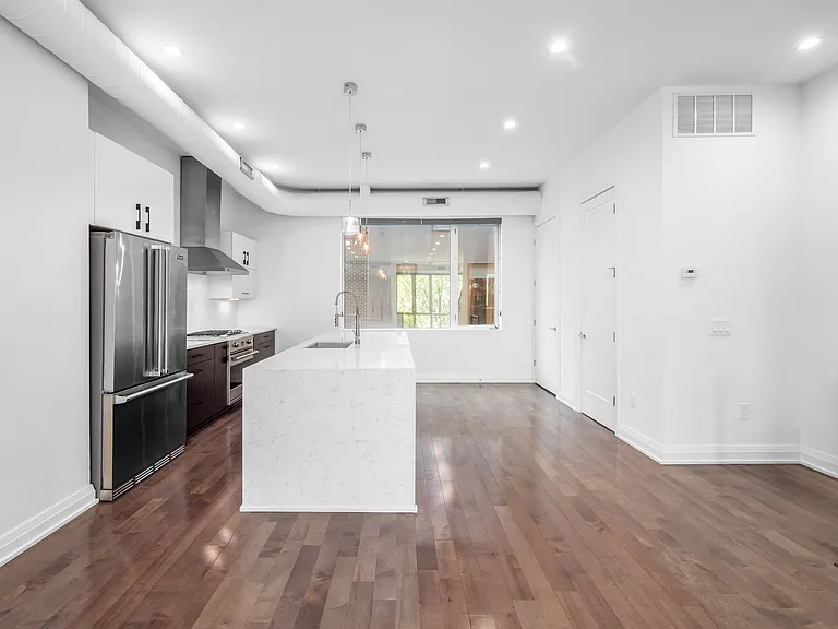 239 Auden Ave — Photo 4