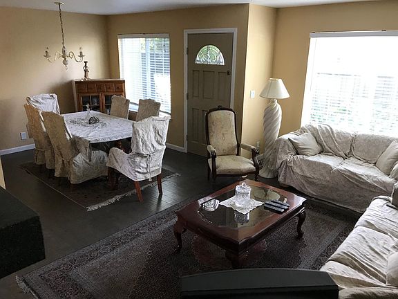 2nd image of 4894 Cherrythorne Ln