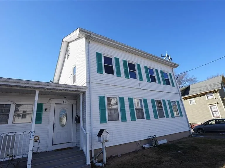 74 Hawes St #2 — Photo 12