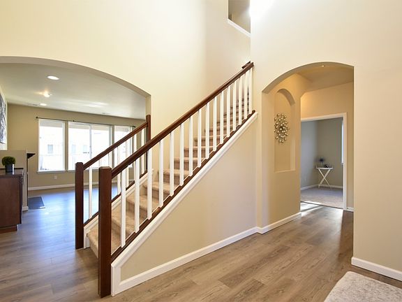 5th image of 9938 Jensen Dr SE