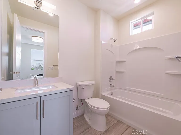 160 N New Ave #8 — Photo 19