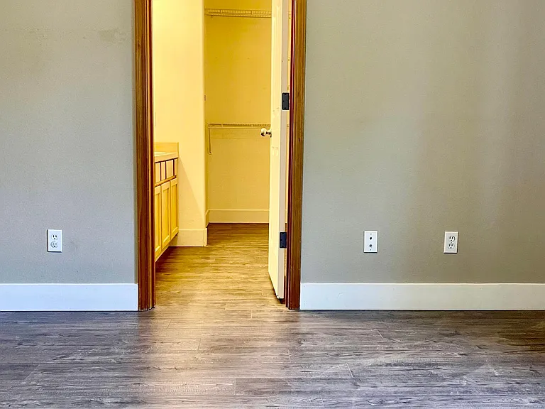 18711 10th Ave SE — Photo 11