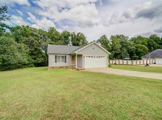 184 Maple Tree Ln, Gaffney, SC 29330