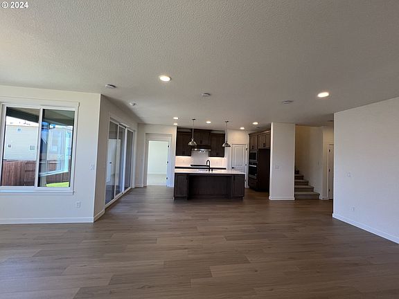 4th image of 17009 NE 81st St