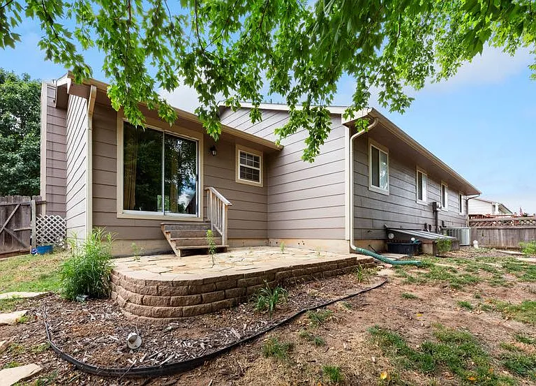 1426 N Rawhide St — Photo 16