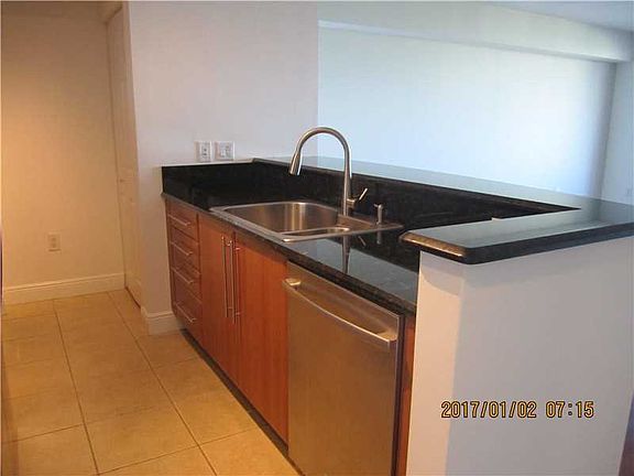 5th image of 3232 SW 22nd St APT 1106