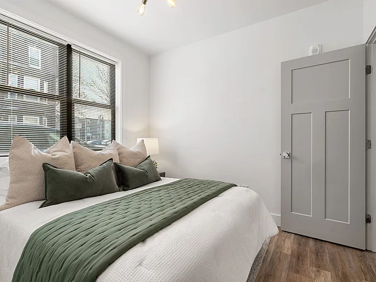181 Bennington St #1 — Photo 21