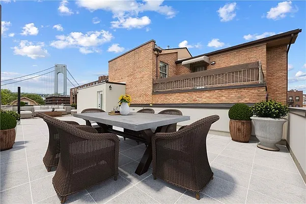 Sold by Remax Edge | media 24