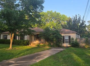 1887 Shady Ln, Shreveport, LA 71118