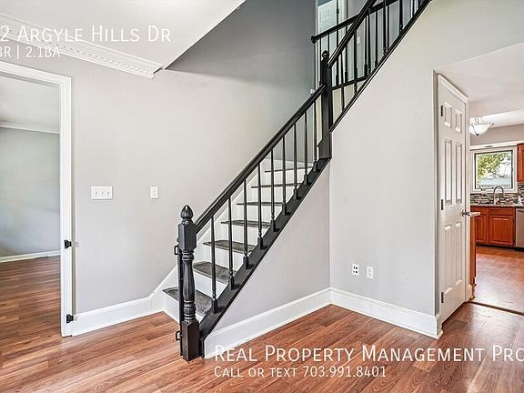 3rd image of 22 Argyle Hills Dr