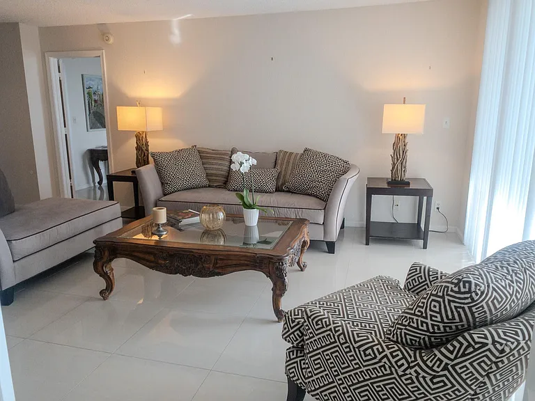 1370 S Ocean Blvd #1403 — Photo 11