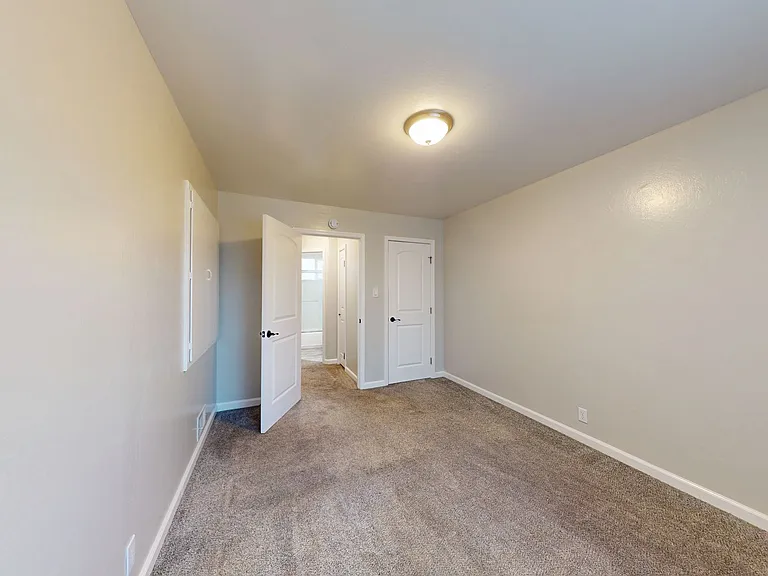 2377 Downer Ave — Photo 21