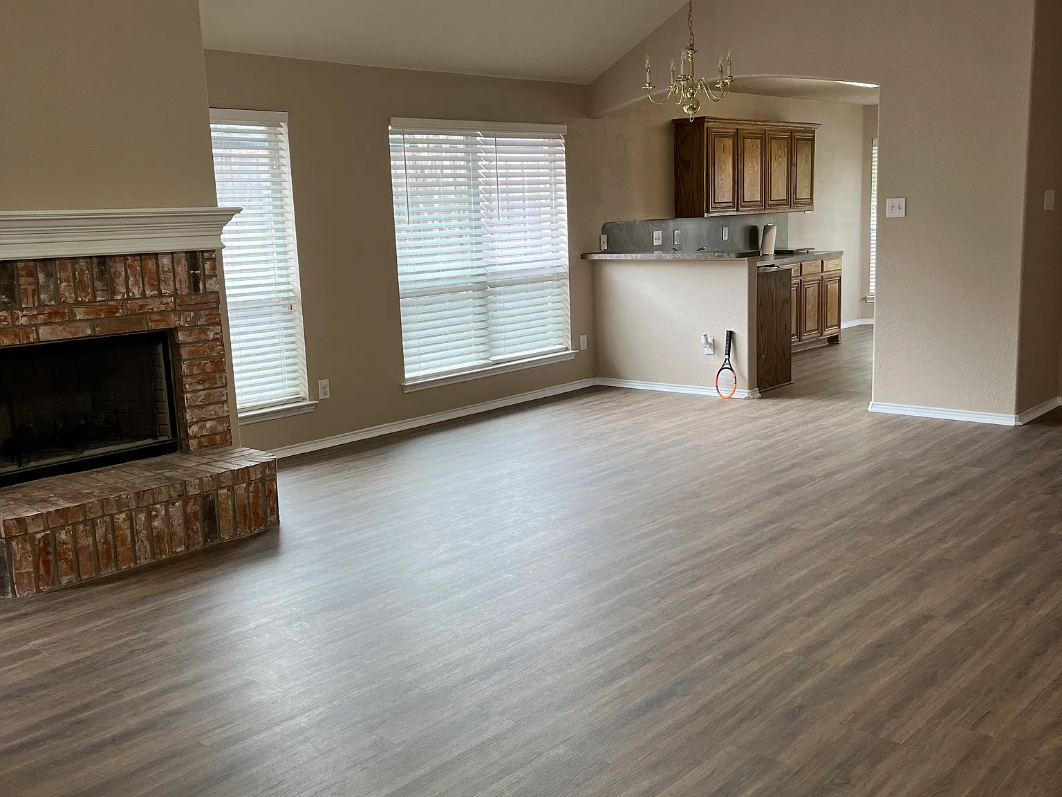 3 bed, 1450 sqft, $2,100 — Photo 4