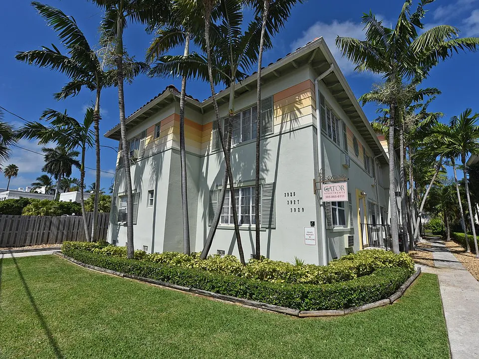 Gator Apartments