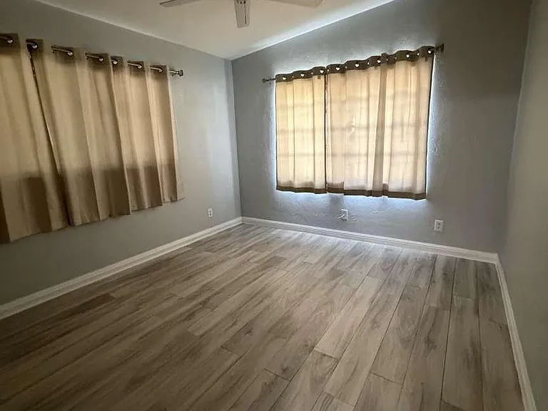 400 E Prima Vista Blvd — Photo 8