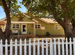 910 Plainview Rd, Seymour, TX 76380