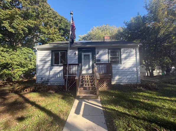 513 Whitney Ave, Winthrop Harbor, IL 60096