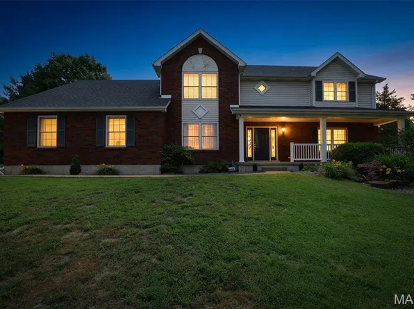 10 Crystal Lake Ct, Festus, MO 63028