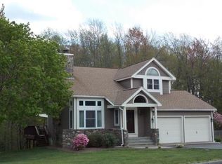 51 Wildflower Rd, Leominster, MA 01453