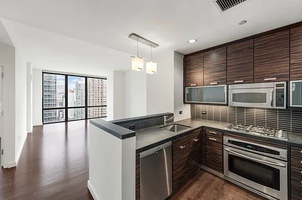 Rented by Compass | media 22