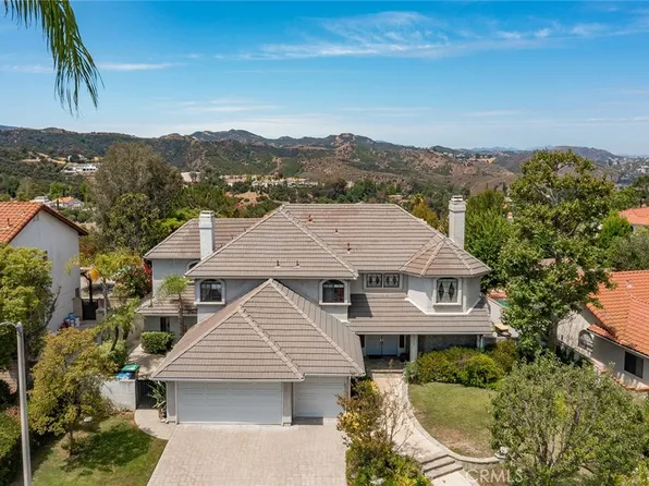 22128 Palais Pl, Calabasas, CA 91302