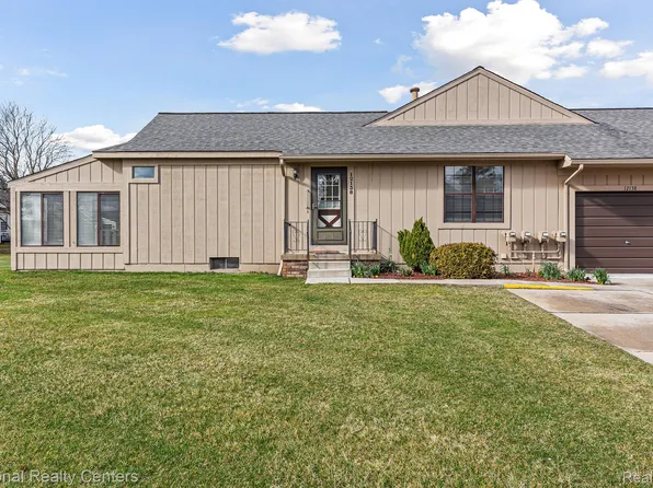 12138 Shenandoah Dr #1, South Lyon, MI 48178
