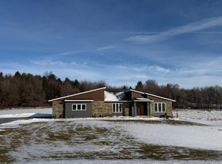 1713 Boelter Estates Dr NW, Rochester, MN 55901